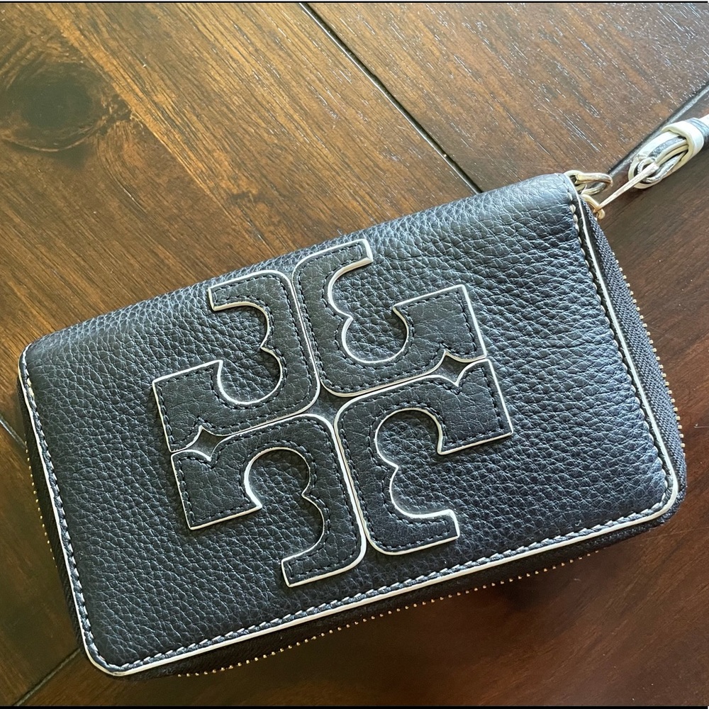 Tory Burch Wallet